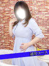 룳